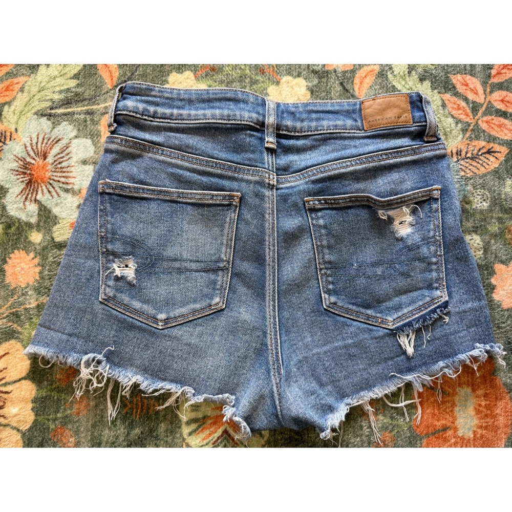 American Eagle Mom Shorts Womens 6 Distressed High Rise Stretch Denim Raw Hem - Picture 8 of 8